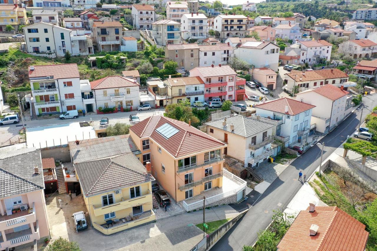 Appartement Moro Vrbnik Extérieur photo