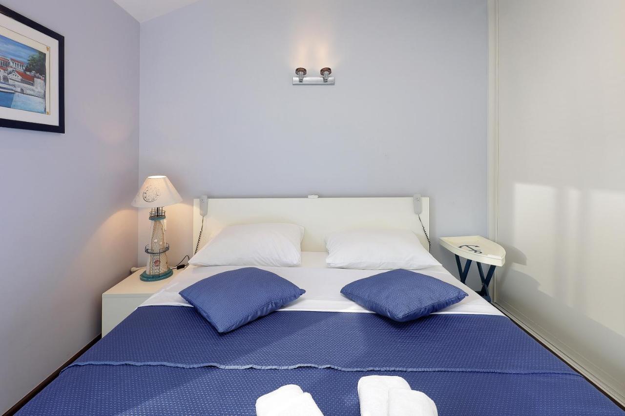 Appartement Moro Vrbnik Extérieur photo